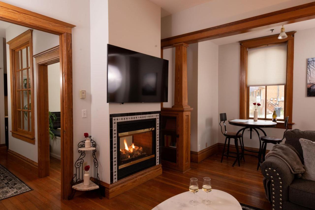Riverboat Suites Galena Esterno foto
