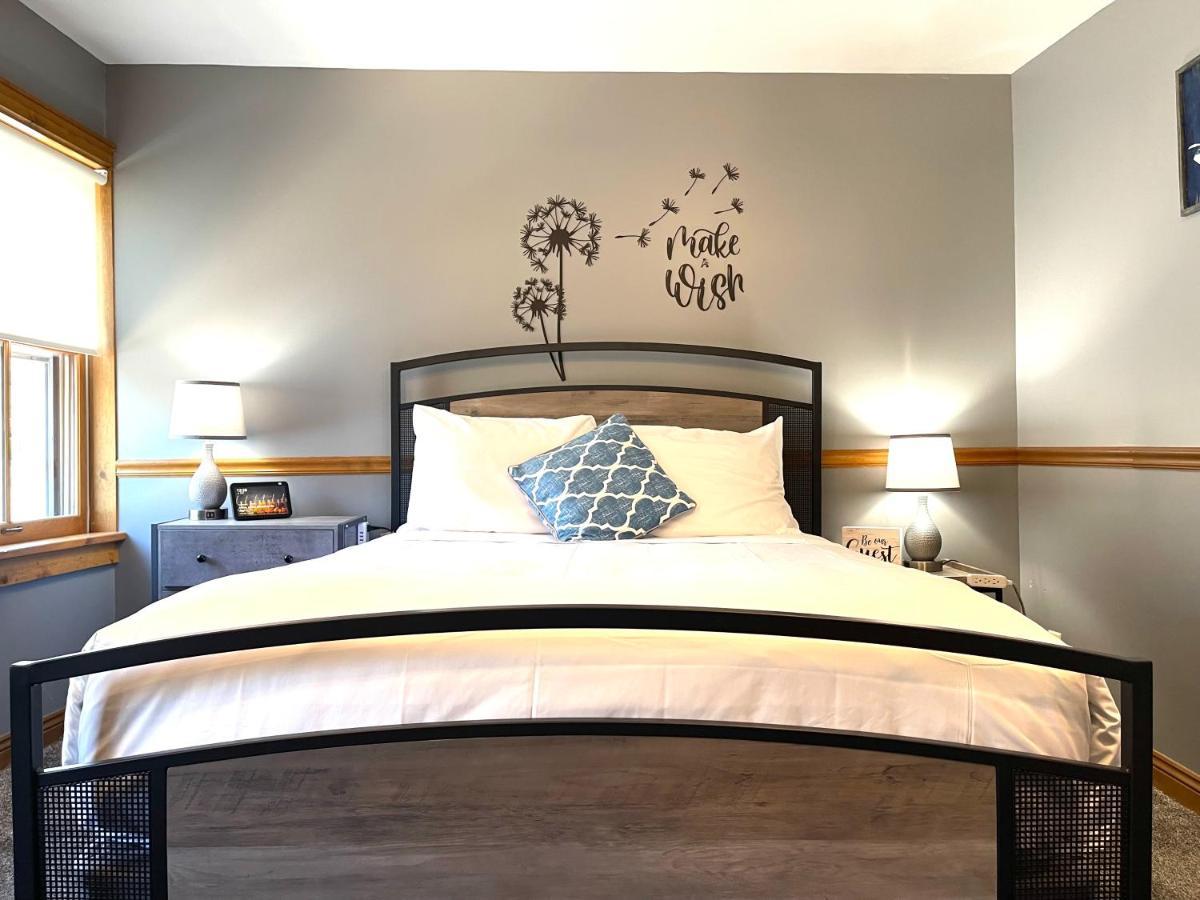 Riverboat Suites Galena Esterno foto